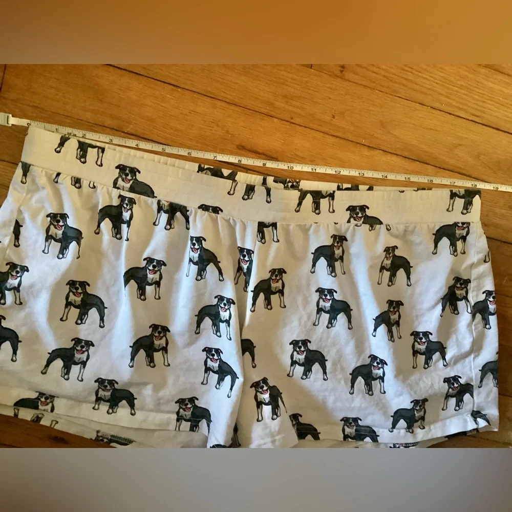 The Crop Stop Dog Pitbull Print Pull On Lightweight Sleep Shorts Womens Size XXL - Picture 3 of 3